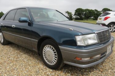 1996 Toyota Crown ROYAL SALOON Saloon Petrol Manual Image