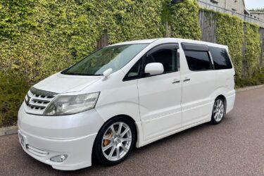 2006 06 - TOYOTA ALPHARD 3.0 V6 PETROL 8 SEATER M.P.V FULL BODYKIT ( ULEZ ) Image