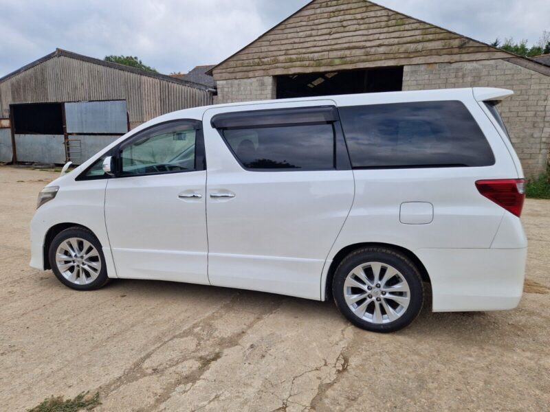 2009 09 TOYOTA ALPHARD 2.4 AUTO 5D- 8 seater Image