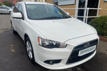 2010 Mitsubishi Lancer DI-D Juro White 5 Door 2.0 Diesel 6 Speed Manual Sat Nav Image