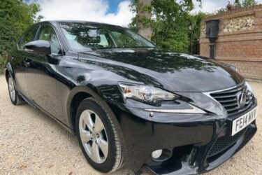 2014 Lexus IS 300h SE 4dr CVT Auto SALOON Petrol/Electric Hybrid Automatic Image