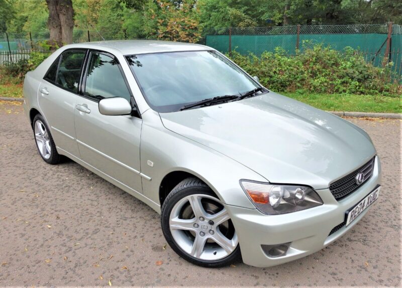 2004 LEXUS IS 200 2.0 S 4DR ~ SUPER LOW 37,000 GENUINE MILES~AUTOMATIC ~1~OWNER Image