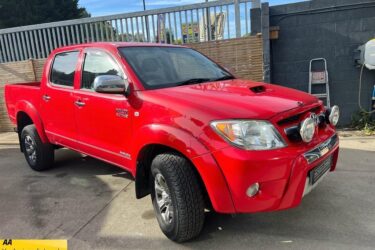 2008 Toyota Hilux 4X4 D-4D DCP INVINCIBLE MPV Diesel Manual Image