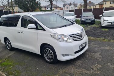 2010 TOYOTA ALPHARD 2.4L PETROL - 8 SEATER AUTO MPV, Image