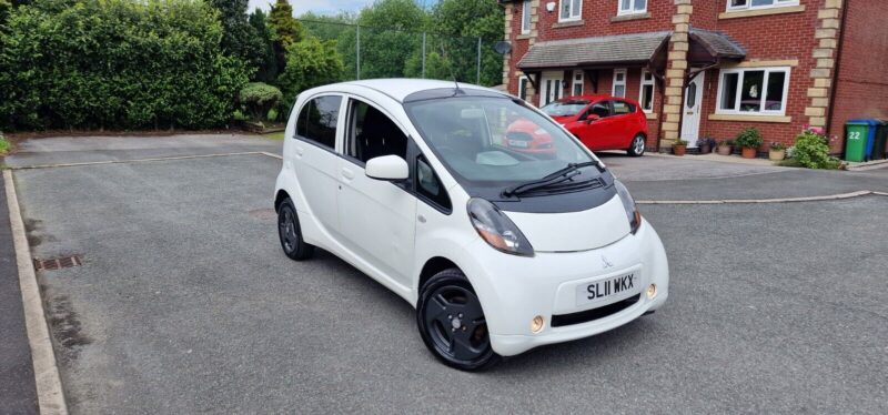 2011 Mitsubishi I-MIEV Auto 32k 5dr Hatchback Electric Automatic £0 Road Tax Image