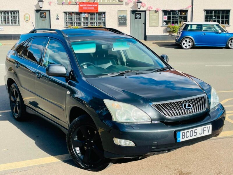 Lexus Service History, Recent Service and MOT, Hpi Clear Image