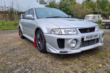 Mitsubishi Evo 5 Image
