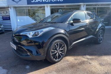 Toyota C-HR 1.2T Excel 5dr CVT AWD - HEATED LEATHER - NAV - CAMERA - BLUETOOTH Image