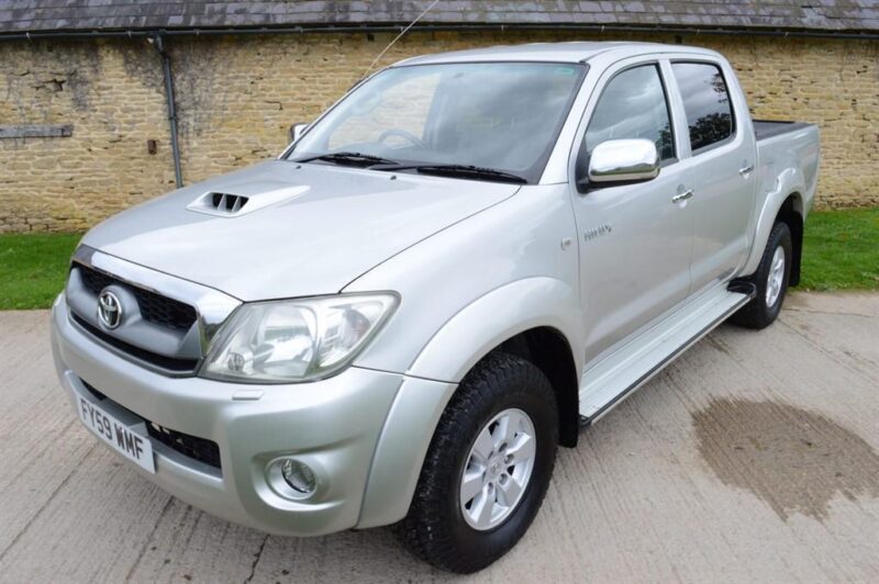 2009 Toyota Hilux HL3 4X4 D-4D DCB Estate Diesel Automatic Image