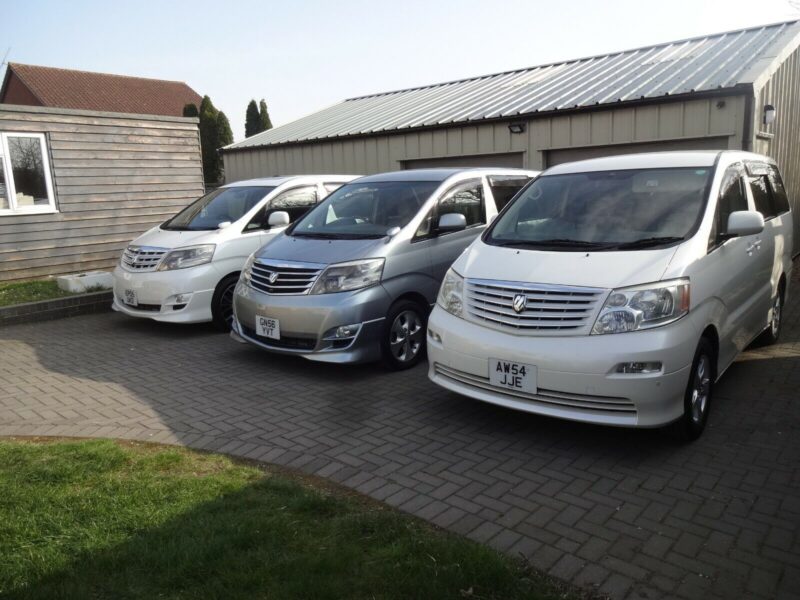 Toyota Alphards and Mazda Bongo in Ipswich. Image