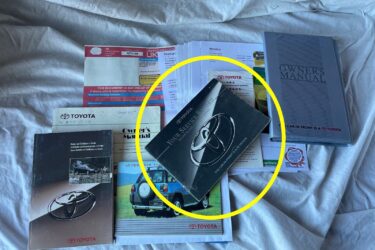 TOYOTA Carina E 1.6 GLi AUTO Air Conditioning Alloys Electric Roof *TIME WARP* Image