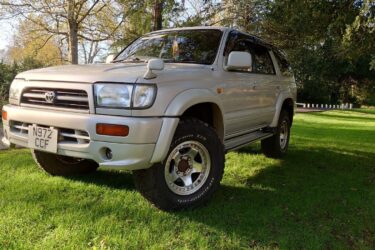 Toyota Hilux surf Image