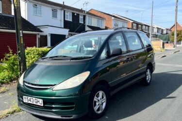 Toyota Previa 8 seater Petrol Auto UK model Image