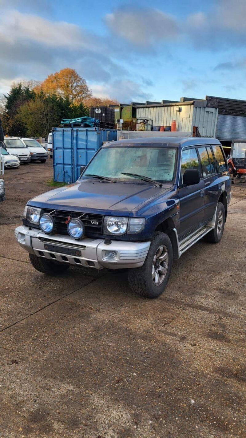 Left hand drive Mitsubishi Pajero,LWB, 4WD, Petrol, Automatic For Sale (1999) for £4500.0