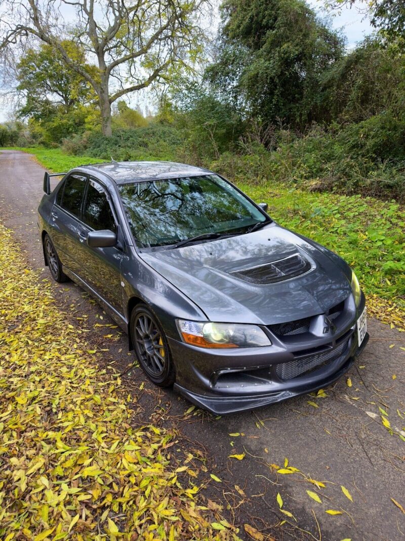 MITSUBISHI LANCER EVOLUTION VIII MR FQ-320 - WITH PRIVATE PLATE Image