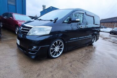Toyota Alphard 2005 2.4 petrol automatic modified stance vip Image