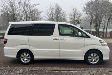 2018 Toyota Alphard VELLFIRE 2.4 PATROL Petrol Automatic Image