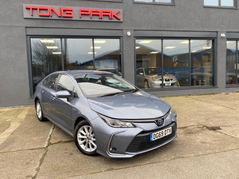 2019 Toyota Corolla 1.8 VVT-h Icon Tech CVT Euro 6 (s/s) 4dr Image