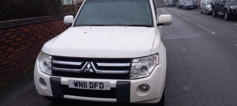 mitsubishi showgun lwb Image