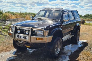 Toyota Hilux Surf SSR-X 3.0 Limited Auto TD 124k miles Long MOT Image