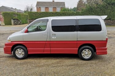 1998 Toyota Granvia, Grand Hiace.3.4 V6 auto 4x4 Image