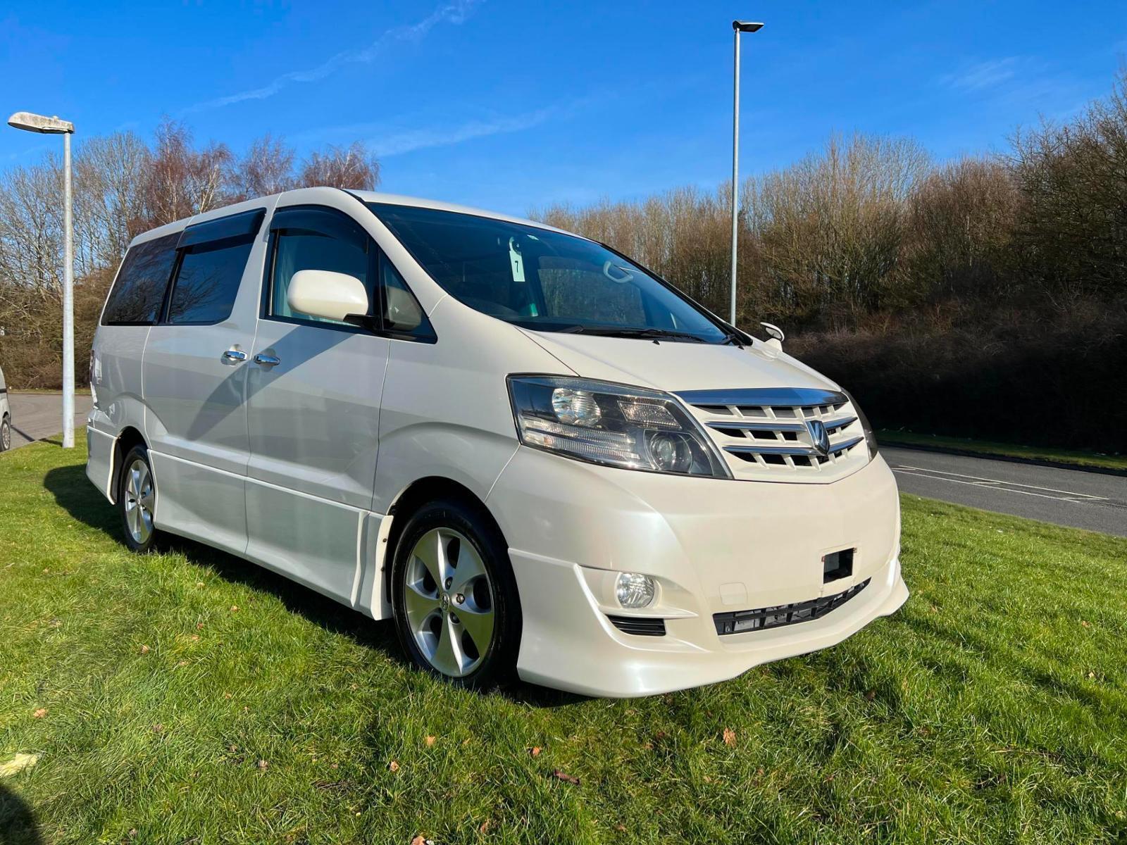 2007 White TOYOTA ALPHARD 2.4ltr, 8 seater, 53,000 miles, ULEZ ...