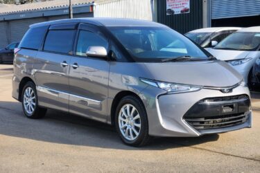 2016 Toyota Estima Aeras premium petrol Euro 6 MPV Petrol Automatic Image