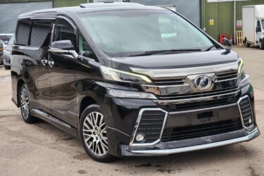 2017 Toyota Vellfire V6 EXECUTIVE FRESH IMPORT WARRENTED MILEAGE 12K MPV Petrol Image