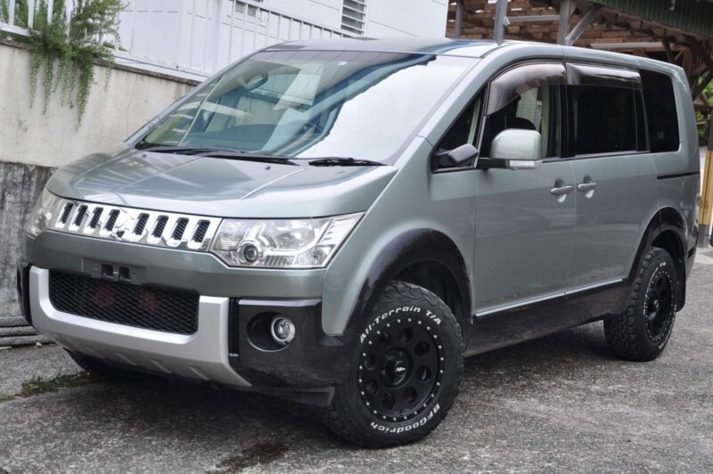 Mitsubishi Delica D5 UPLIFT G EDN 07 REG Petrol Automatic Image