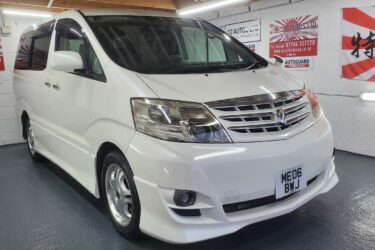 Toyota Alphard 2.4 white automatic 8 seater fresh japanese import Image