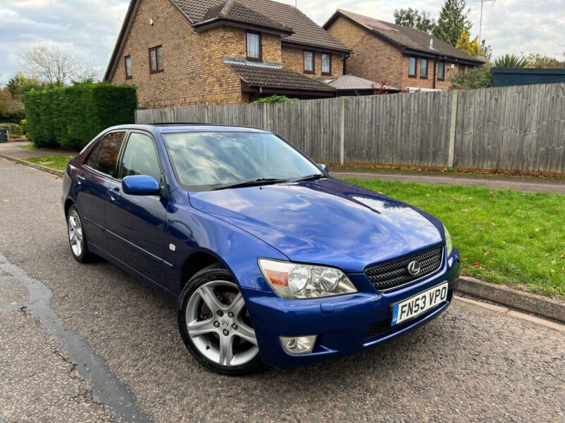 2003-Lexus IS 200 2.0 Sport Saloon 4dr Petrol Manual/SUNROOF/FSH/LSD/SPORT/RARE! Image