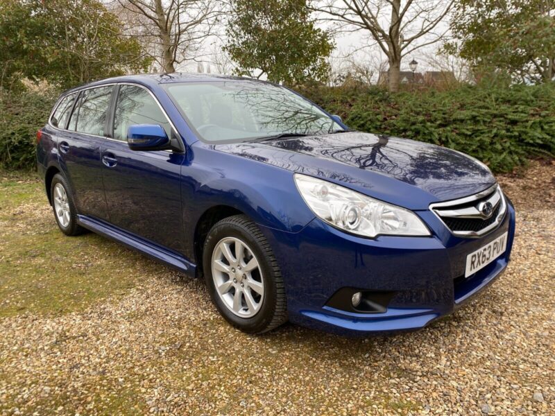 2013 SUBARU LEGACY ES NAV AWD ESTATE PETROL MANUAL, ONE OWNER AND ONLY 61K MILES Image