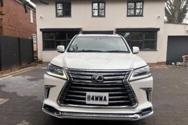 2015 65 LEXUS LX570 V8 RARE ULTIMATE 4X4 SUV 5.7 BARGAIN CHEAPEST IN THE UK!!! Image