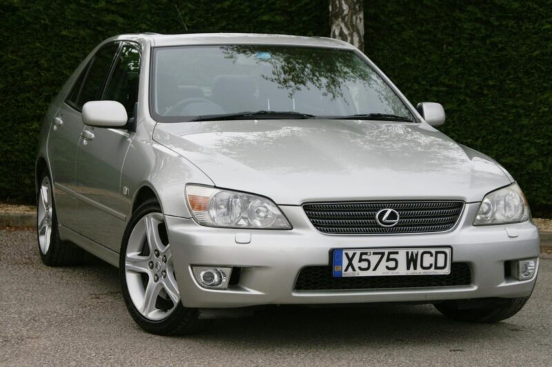 2000 Lexus IS 200 2.0 Sport Manual SALOON Petrol Manual Image