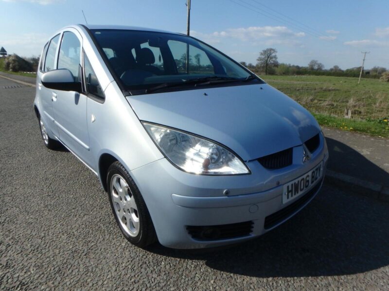 2006 Mitsubishi Colt 1.3 CZ2 5dr Auto HATCHBACK Petrol Automatic Image