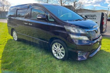 2009 TOYOTA Vellfire, Purple, 350Z 3.5ltr 8 SEATER, Fresh import, ULEZ compliant Image