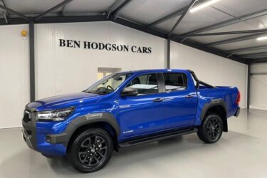 2023 Toyota HI-LUX 2.8 INVINCIBLE X 4WD D-4D DCB 202 BHP Diesel Automatic Image