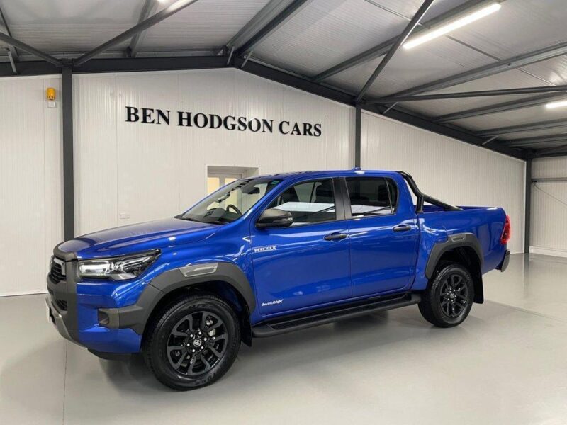 2023 Toyota HI-LUX 2.8 INVINCIBLE X 4WD D-4D DCB 202 BHP Diesel Automatic Image
