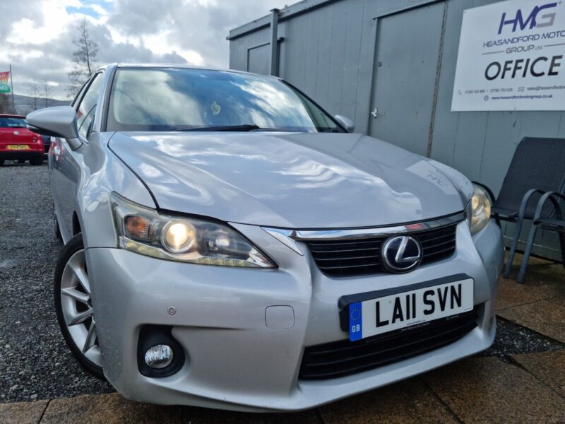 LEXUS CT 200H SE-L 1.8 HYBRID AUTOMATIC 5 DOOR HATCHBACK 2011 Image