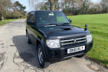 MITSUBISHI PAJERO MINI Image