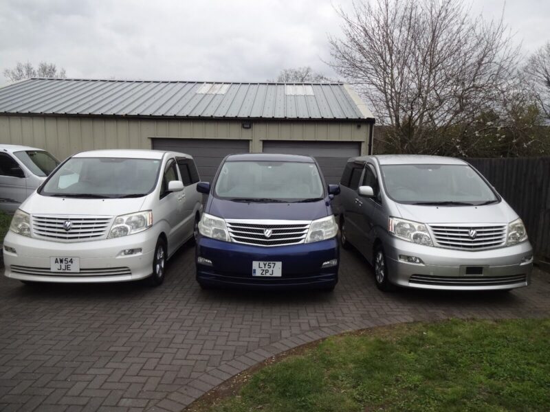 TOYOTA ALPHARDS IN IPSWICH Image