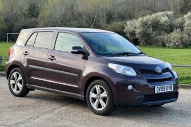 TOYOTA URBAN CRUISER 1.3 VVT-I 5D 100 BHP 6 gears ULEZ FREE Image