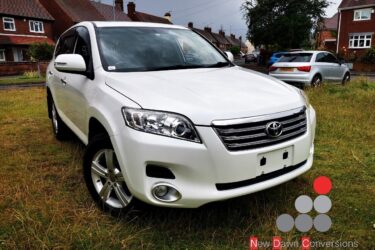 Toyota Vanguard 4WD 7Seater MPV Image