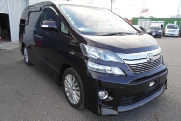 Toyota Vellfire 2.4Z Platinum Edition II 7 Seater 2012-12-Reg, 64,000 Miles Image