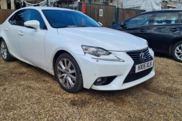 2015 Lexus IS 300h Executive Edition 4dr CVT Auto SALOON Petrol/Electric Hybrid Image