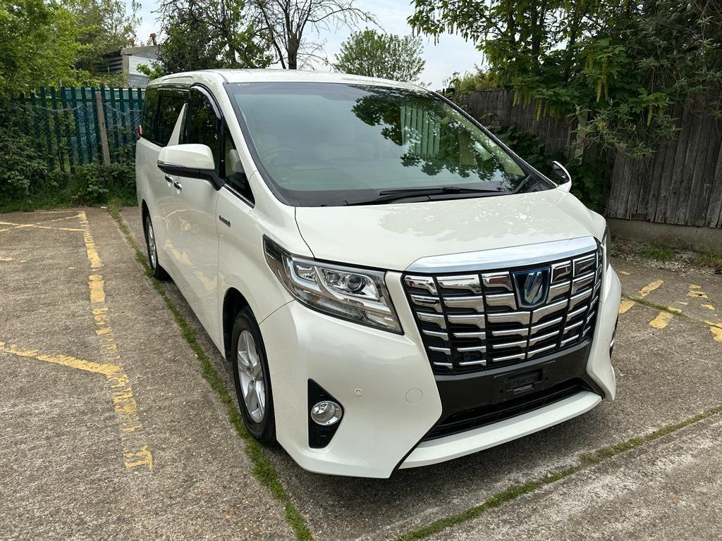 Alphard 2017 Medan: Kemewahan dan Prestise di Kota Deli