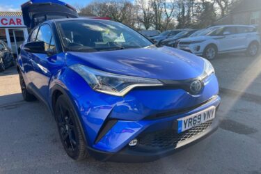 2019 Toyota C-HR 1.8 VVT-h Dynamic CVT Euro 6 (s/s) 5dr HATCHBACK Petrol/Electri Image