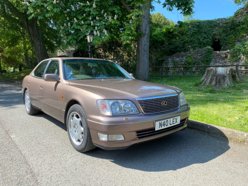 Lexus LS400 DHP Image