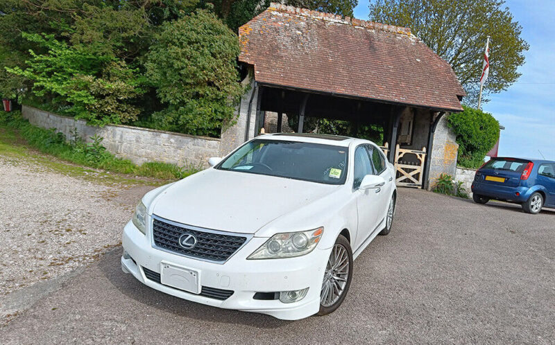 Lexus LS460 SZ V8 sports edition Image