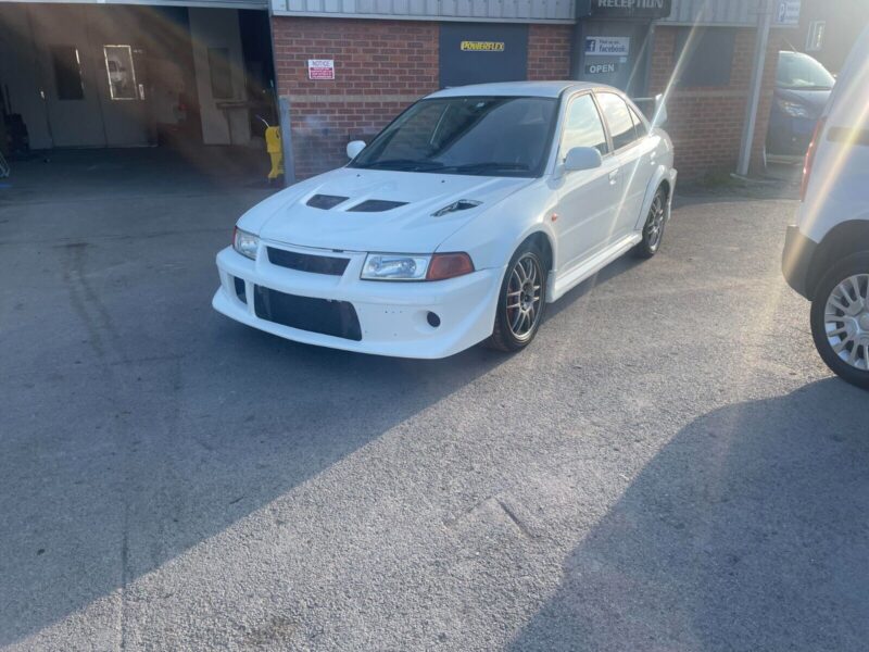 Mitsubishi Evo 5 fresh import Image